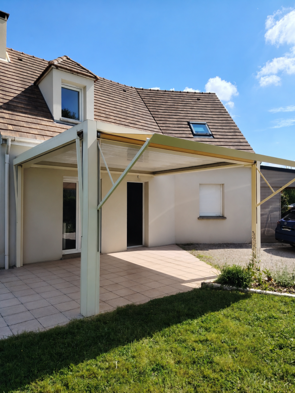 store sur pergola vis a vis
